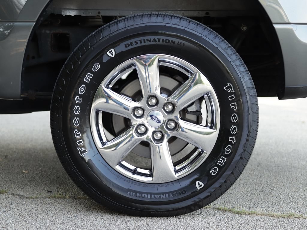 Used 2019 Gray Ford XL image 35