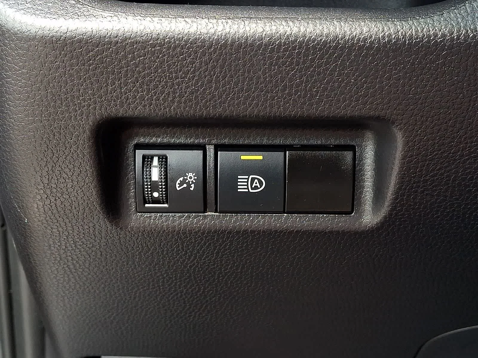 Certified Used 2025 Magnetic Gray Metallic Toyota XLE image 29