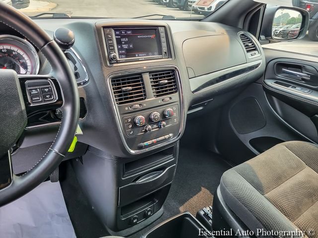 Used 2018 Silver Dodge SE Plus image 21