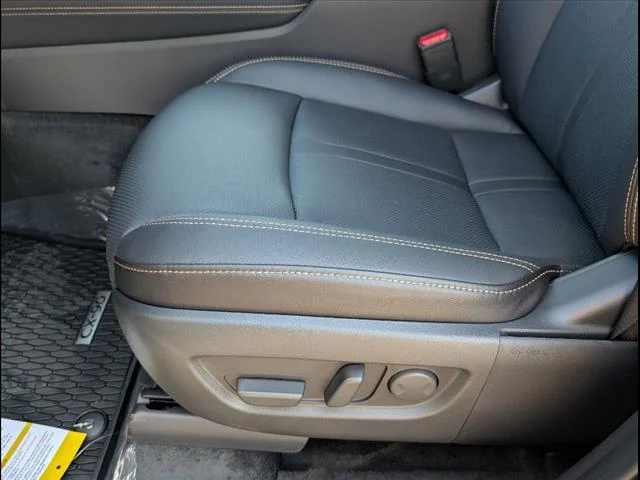 2025 Mazda CX-90 Preferred Package - Photo 9