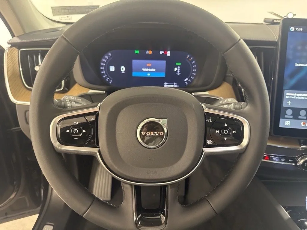 New 2026 Onyx Black Metallic Volvo T8 Ultra image 11
