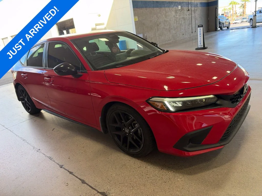 Used 2024  Honda Sport image 2