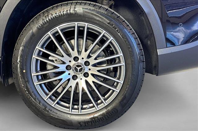 New 2026 Black Mercedes-Benz GLC 300 image 59