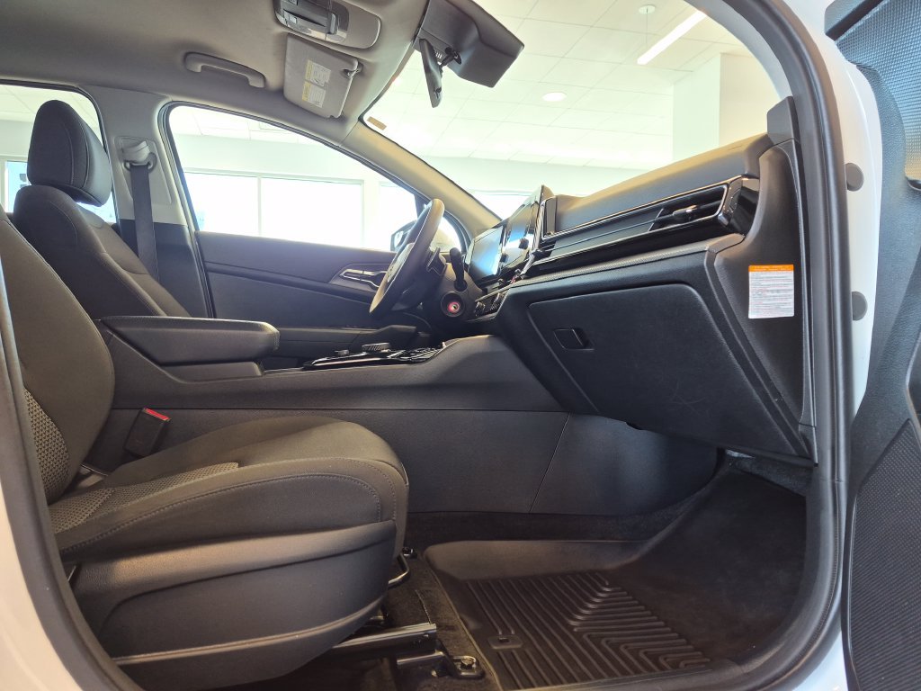 Used 2023 Snow White Pearl Kia LX image 24