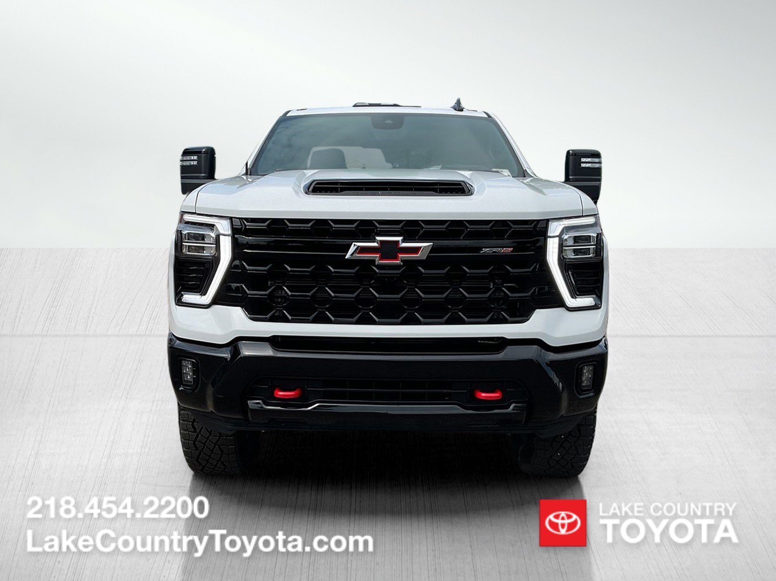 Used 2024 White Chevrolet ZR2 image 8