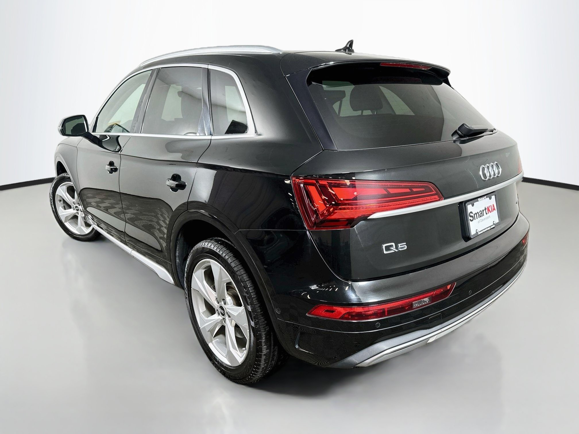 Used 2021 Black Audi Prestige image 6
