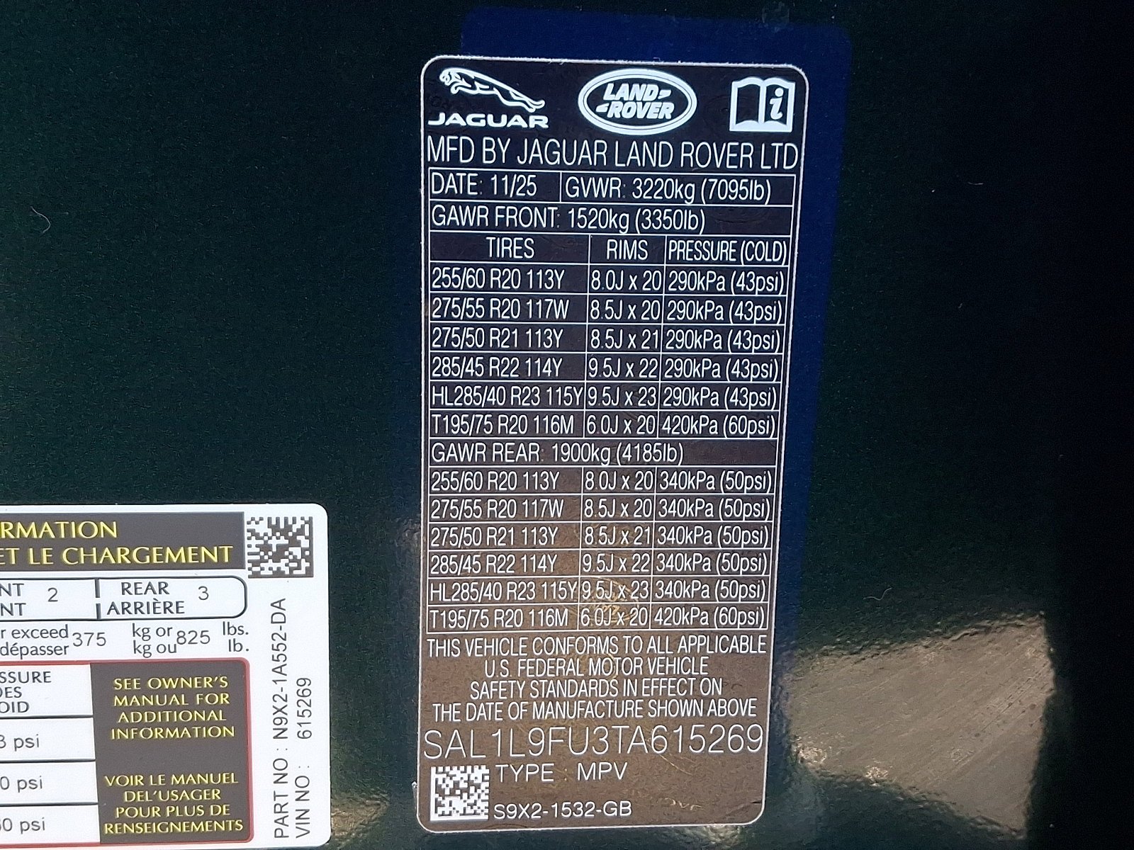 New 2026 British Racing Green Land Rover Dynamic SE image 14