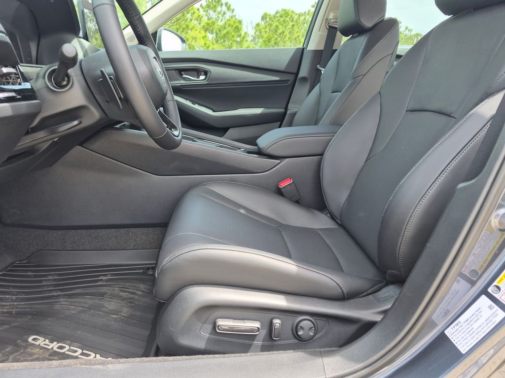 New 2026 Meteorite Gray Metallic Honda EX-L image 14