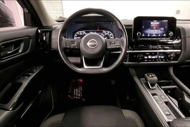 Used 2025 Gun Metallic Nissan SV image 6