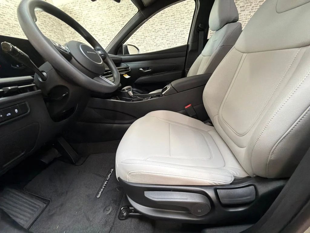 New 2027 Sage Gray Hyundai SE image 23