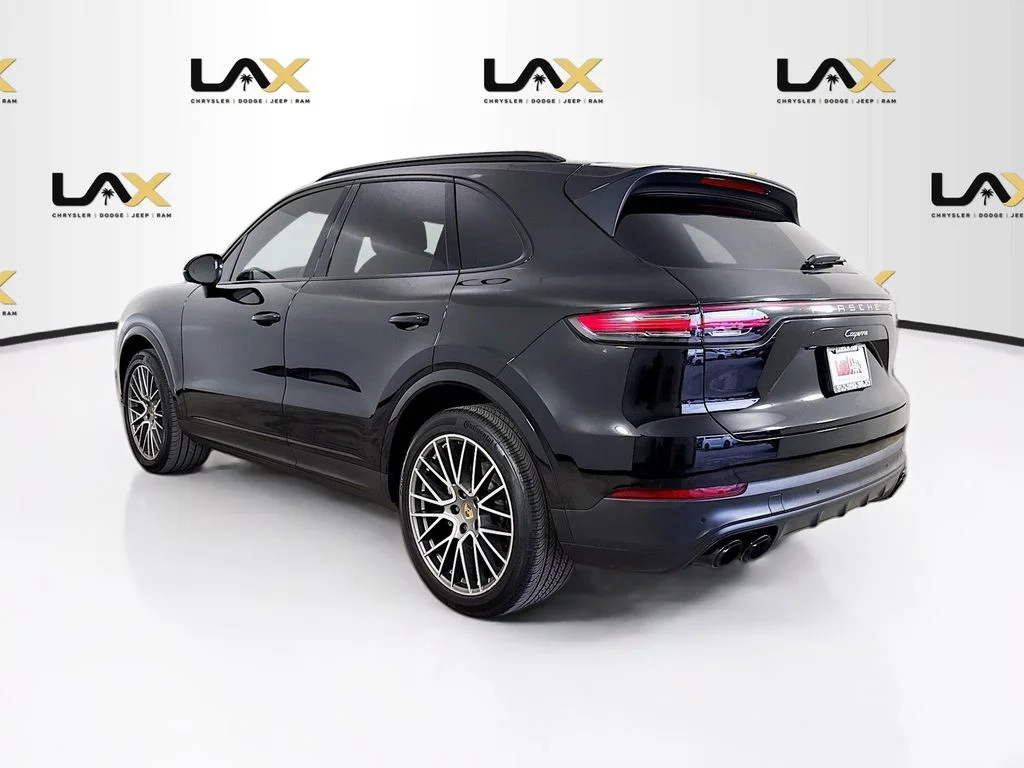Used 2022 Black Porsche Platinum Edition image 5