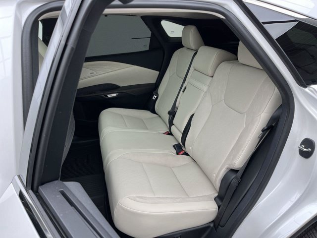 Used 2026 Eminent White Pearl Lexus RX 350 Luxury image 11