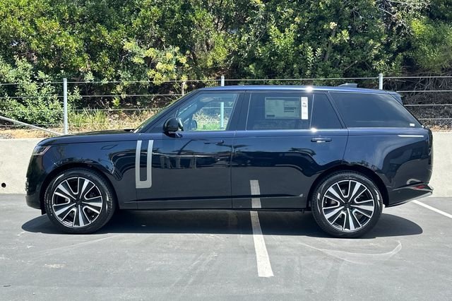 New 2026 Constellation Blue Ultra Metallic Gloss Land Rover SE image 2