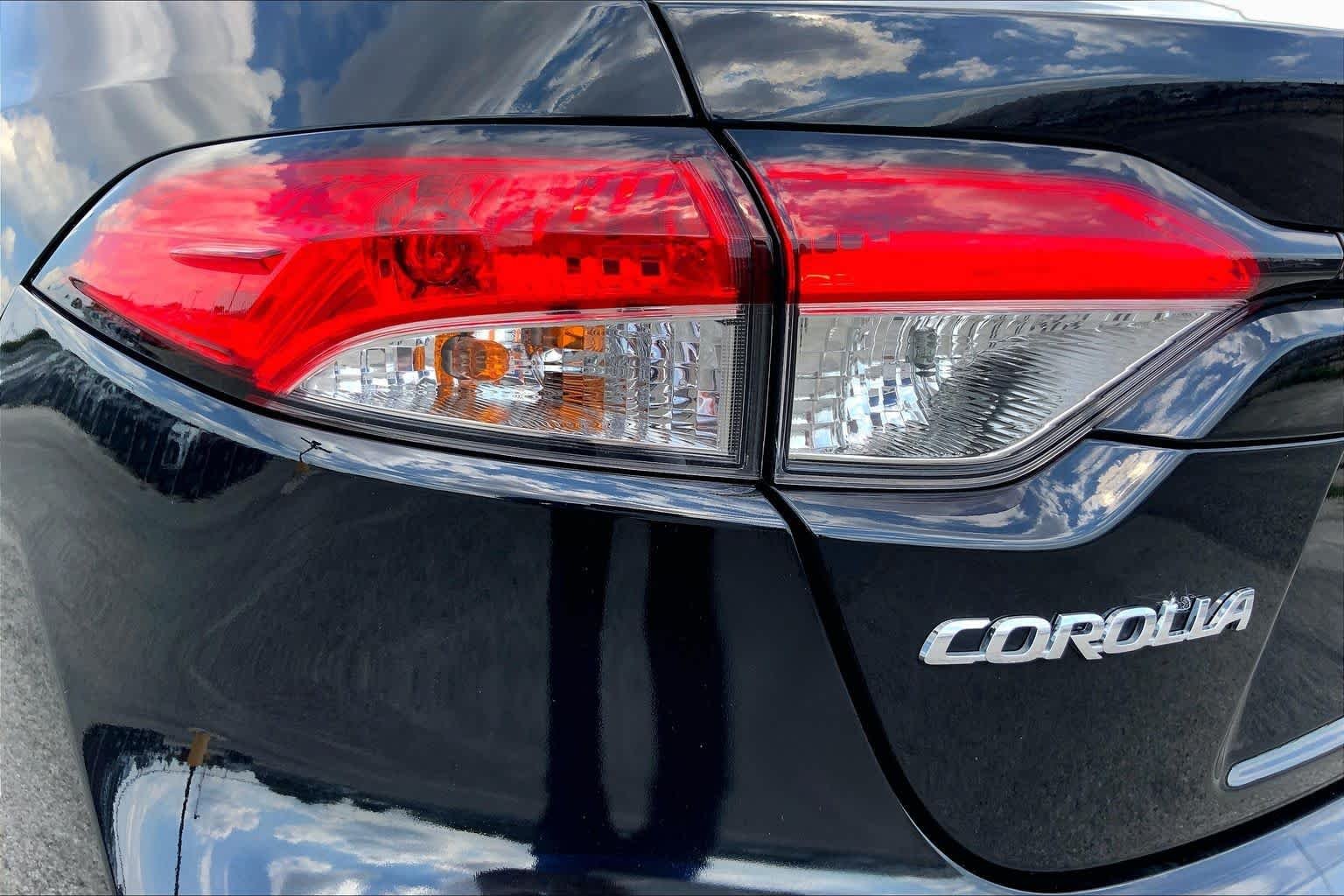 Used 2024 Midnight Black Metallic Toyota LE image 28