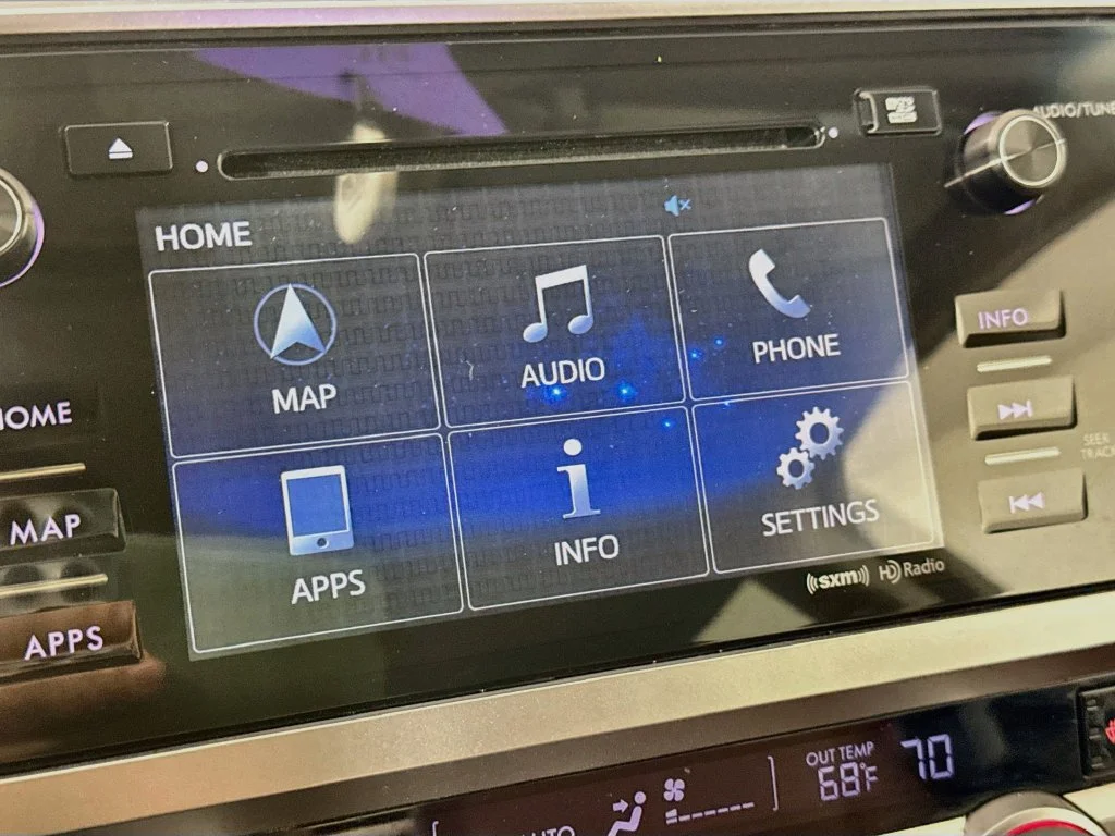 Used 2017 Green Subaru 2.5i image 17