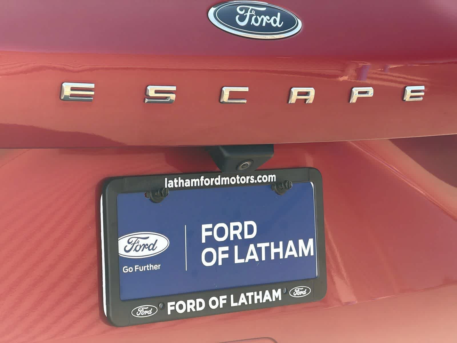 Used 2020 Rapid Red Metallic Tinted Clearcoat Ford SE image 13