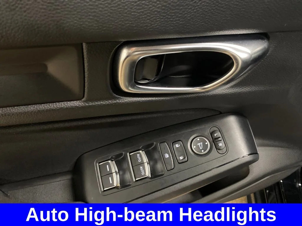 Used 2024  Honda Sport image 9
