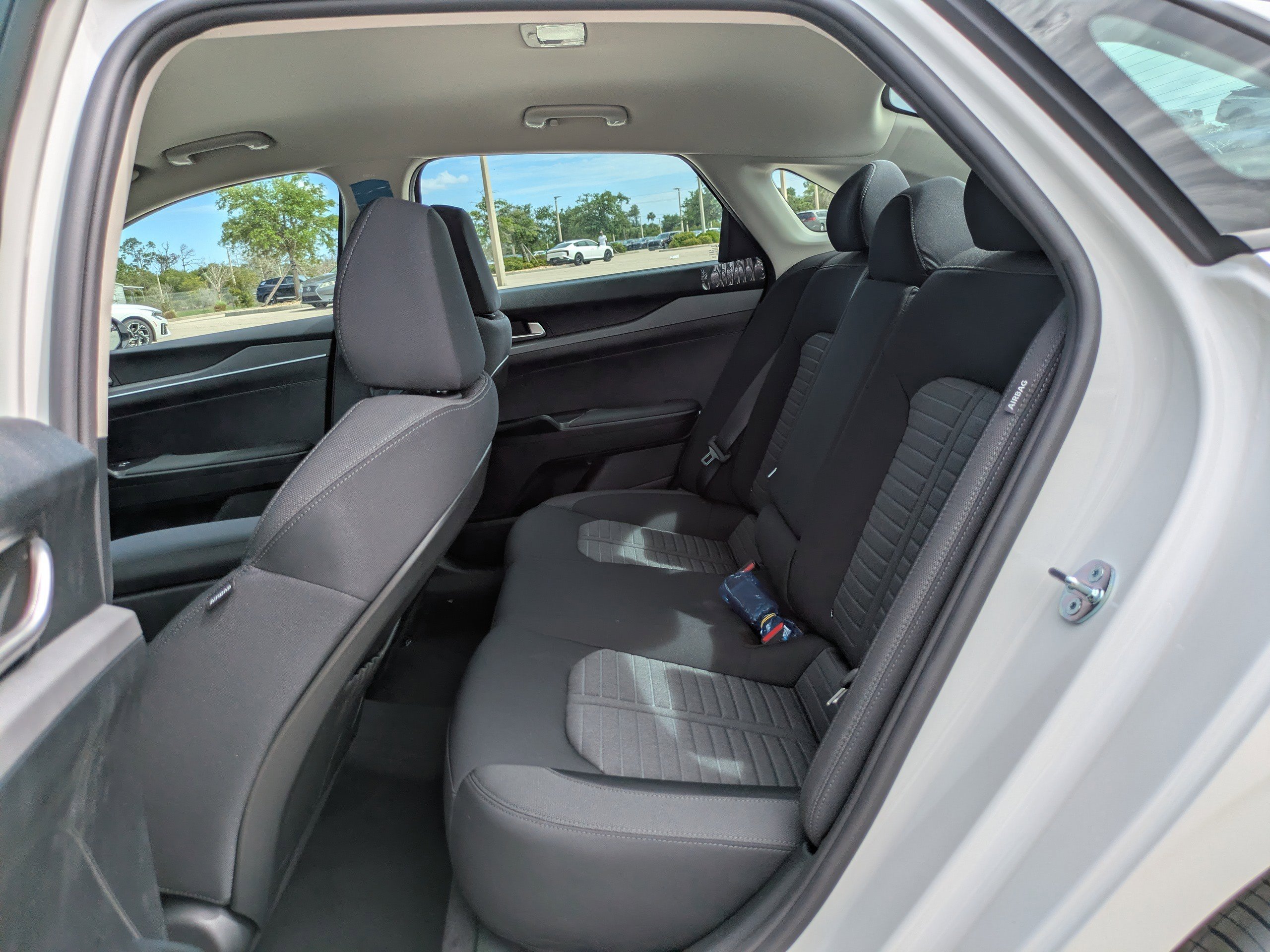 New 2026 Snow White Pearl Kia LXS FWD image 14