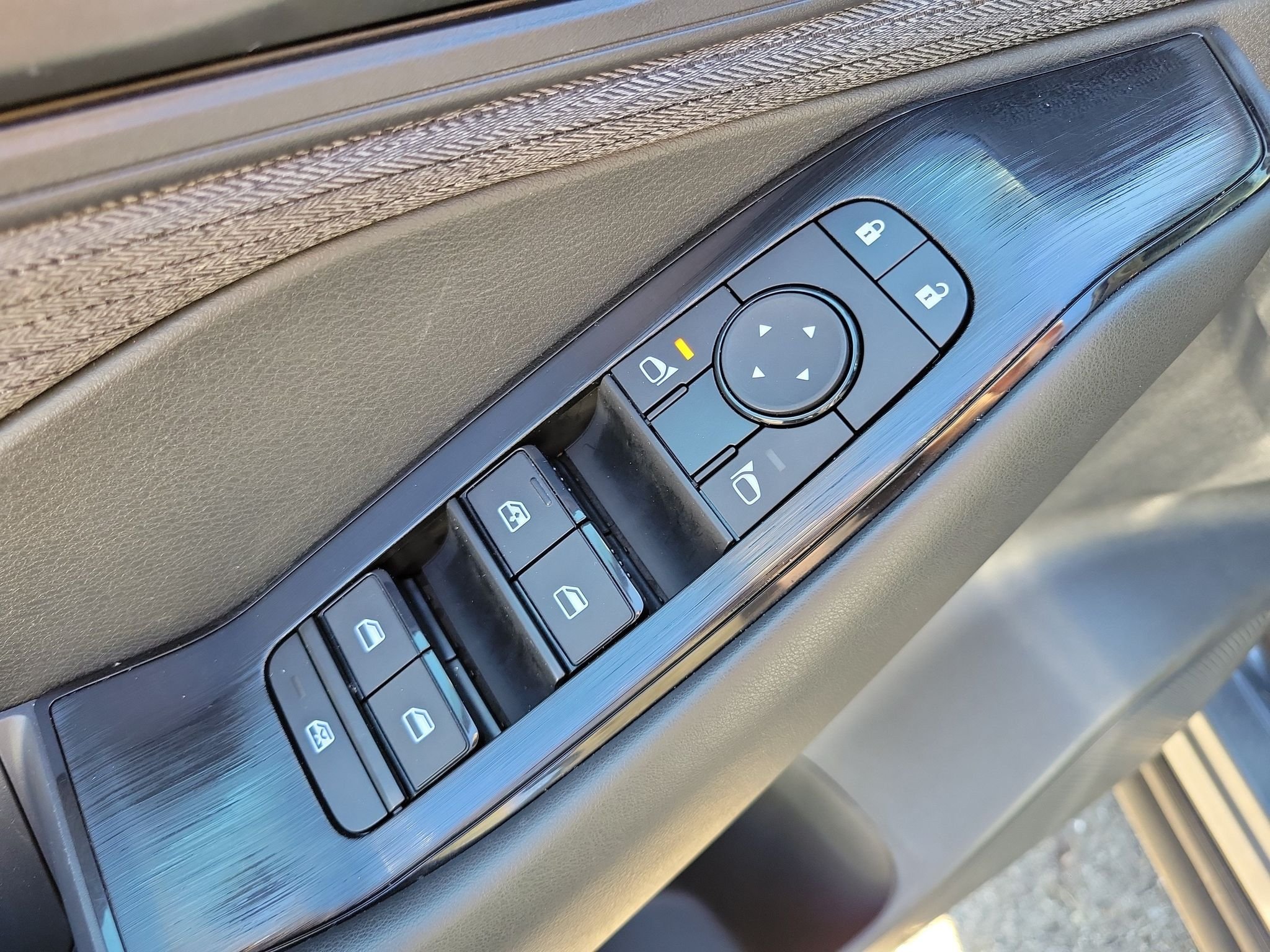 Used 2023 Gun Metallic Nissan S image 9