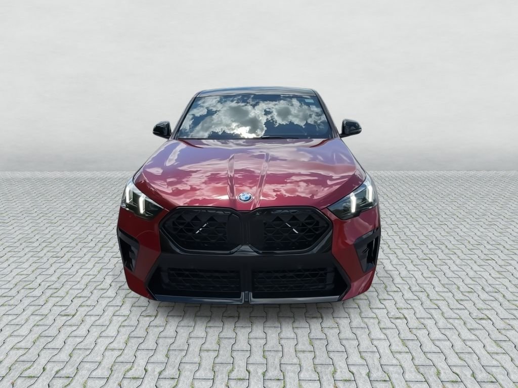 New 2026 Vegas Red Metallic BMW xDrive28i image 3