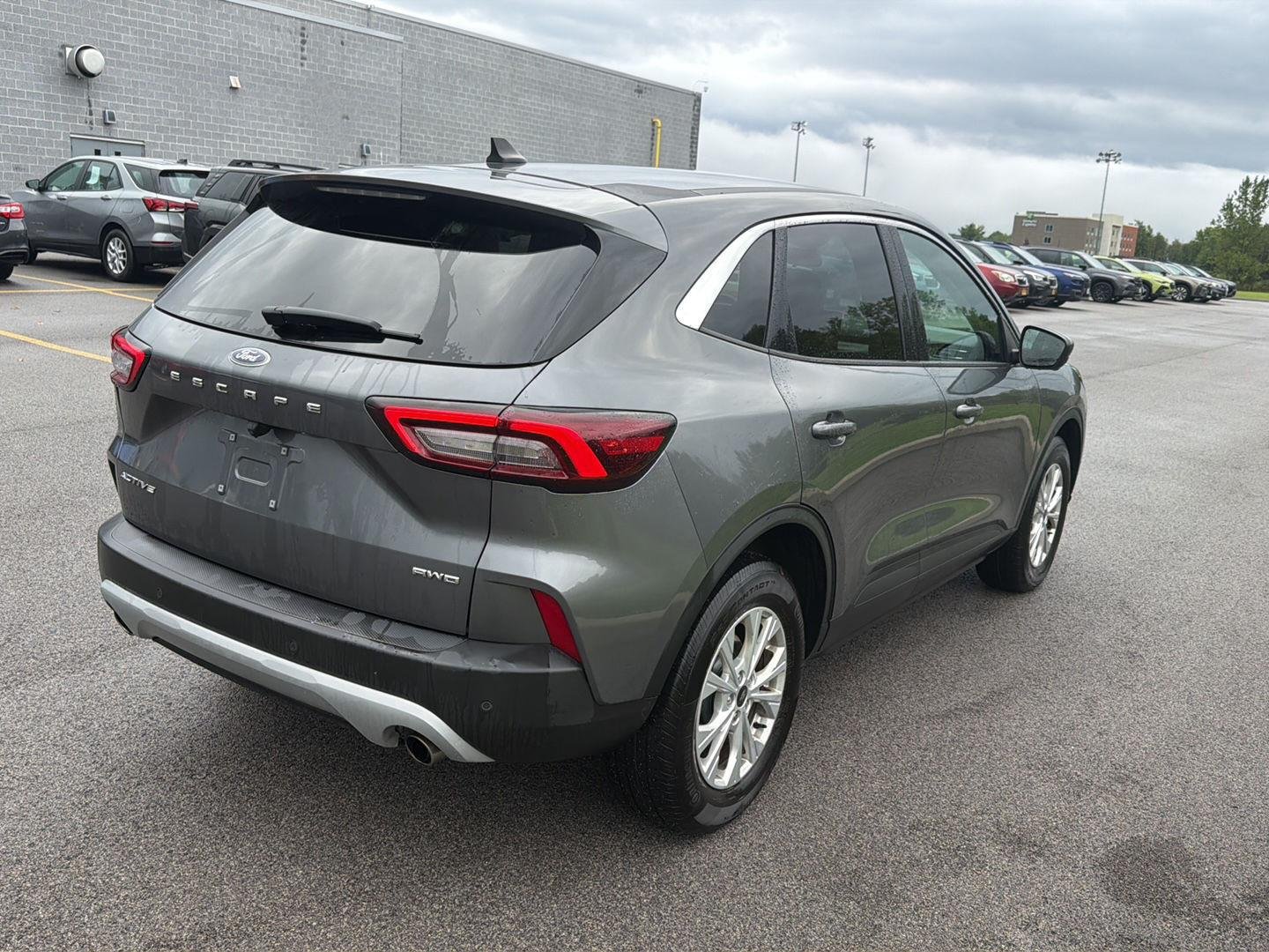 Used 2023 Carbonized Gray Ford Active image 4