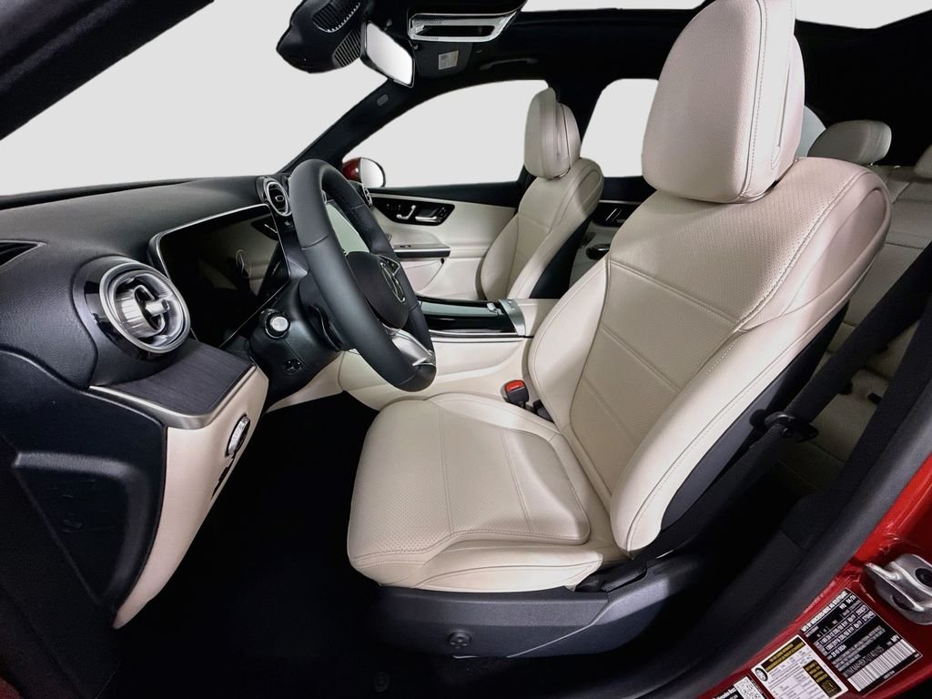 New 2026 MANUFAKTUR Patagonia Red Metallic Mercedes-Benz GLC 300 image 22