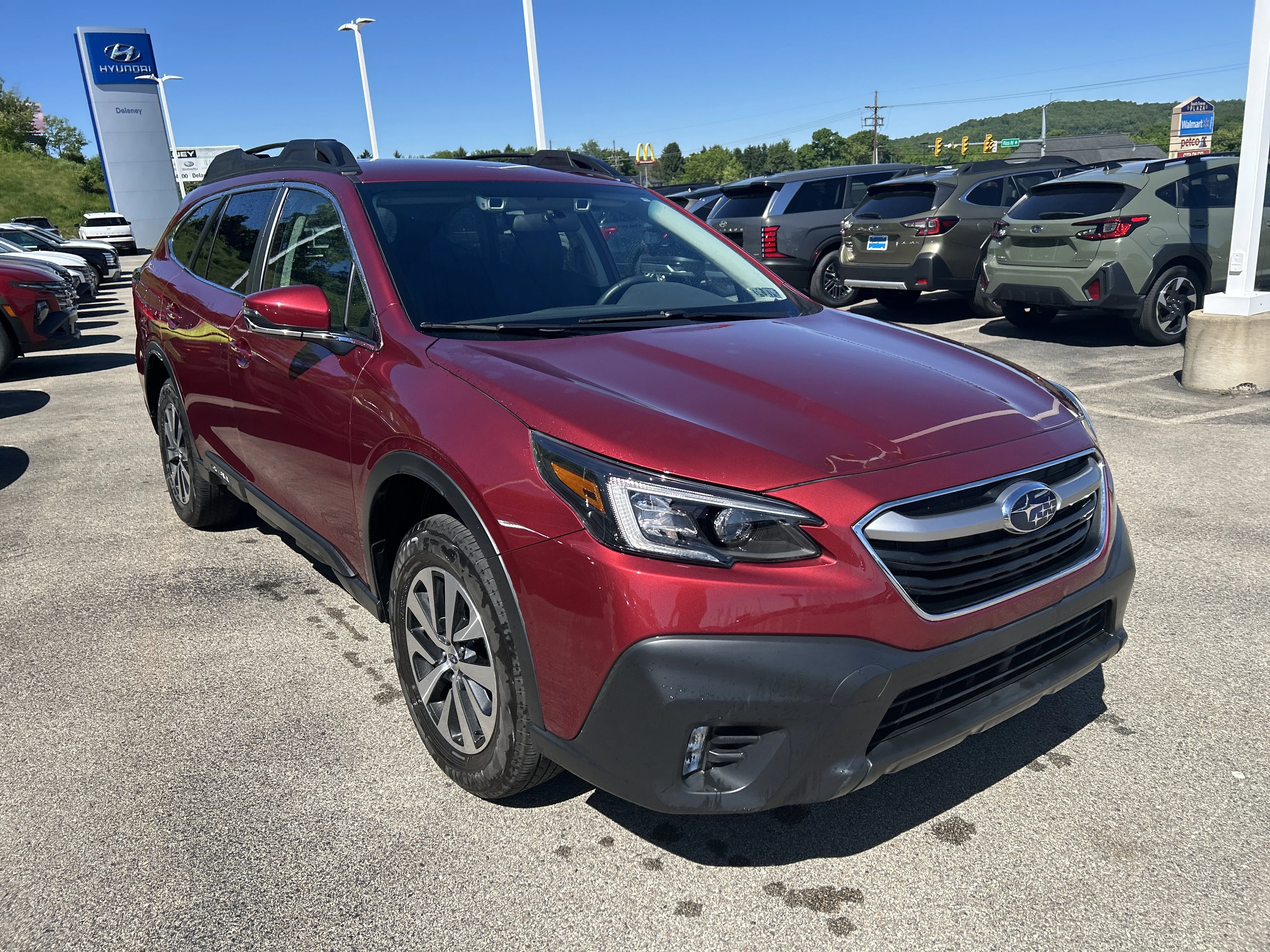 2022 Subaru Outback Premium's photo