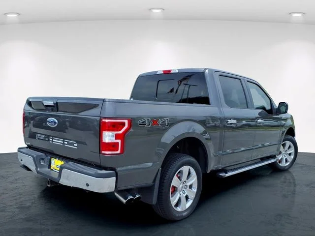 Used 2018 Gray Ford XLT image 8