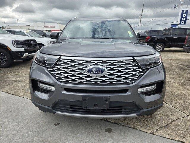 Used 2023 Carbonized Gray Metallic Ford Platinum image 8