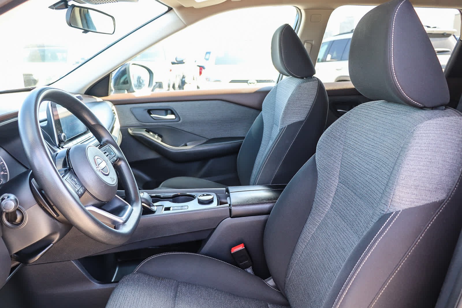 Used 2022 Super Black Nissan SV image 17