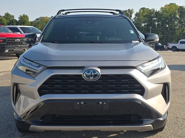 Used 2022 Silver Toyota XSE image 8