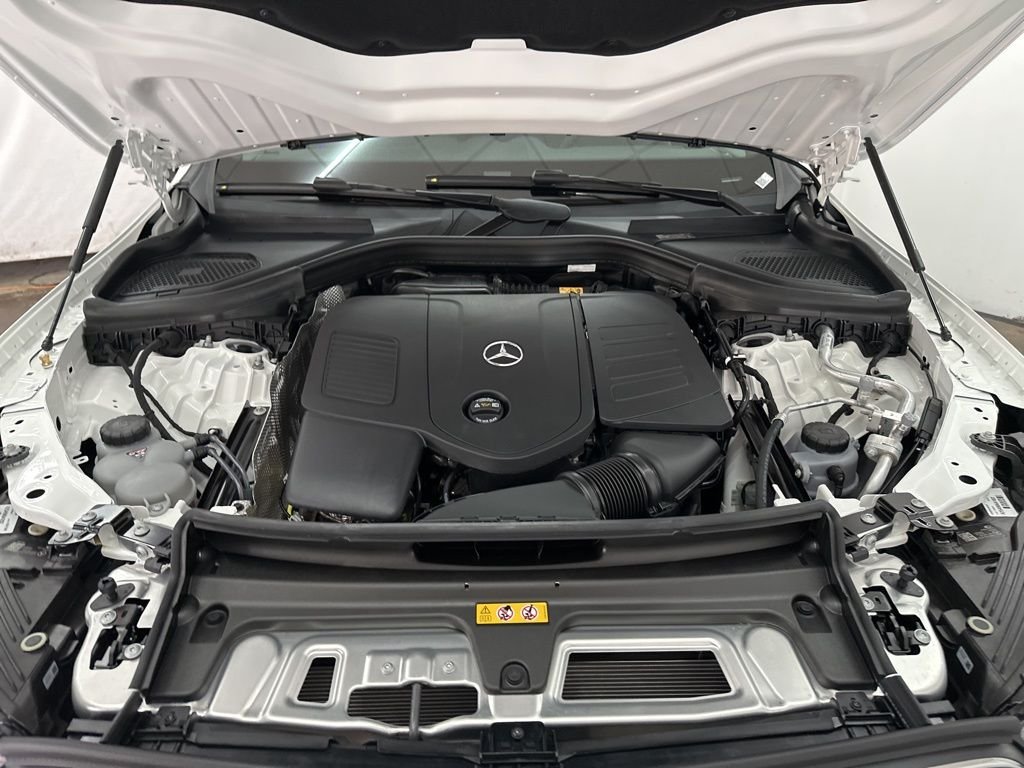 Used 2026 White Mercedes-Benz GLC 300 image 30