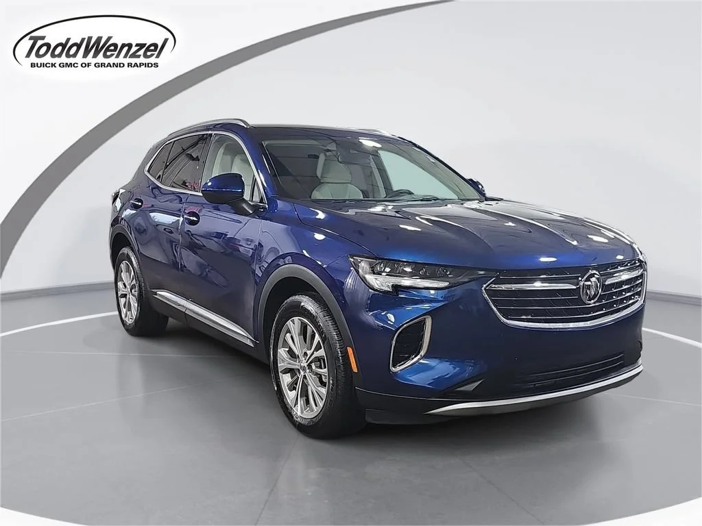 Used 2023 SAPPHIRE METALLIC Buick Preferred image 1