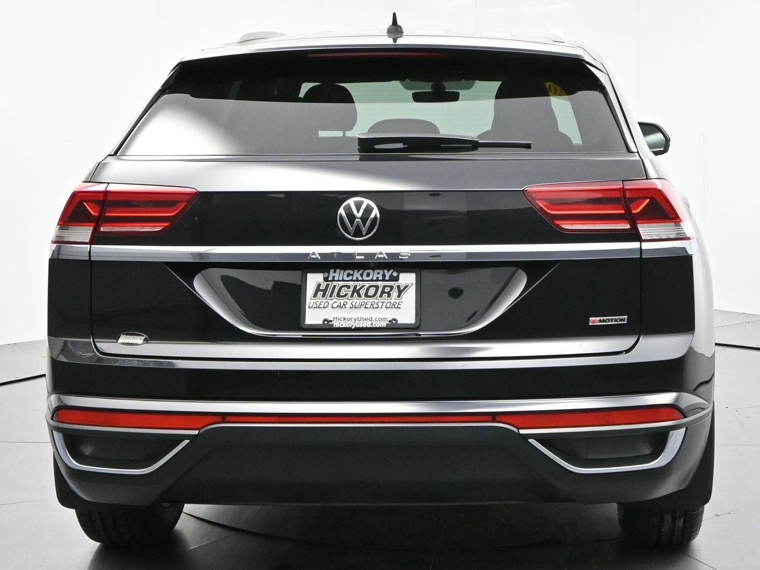 Used 2021 Deep Black Pearl Volkswagen 2.0T S image 6