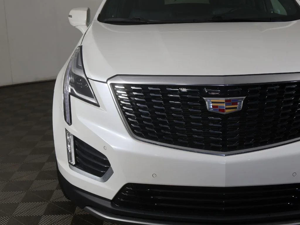 Used 2023 White Cadillac Premium Luxury image 15