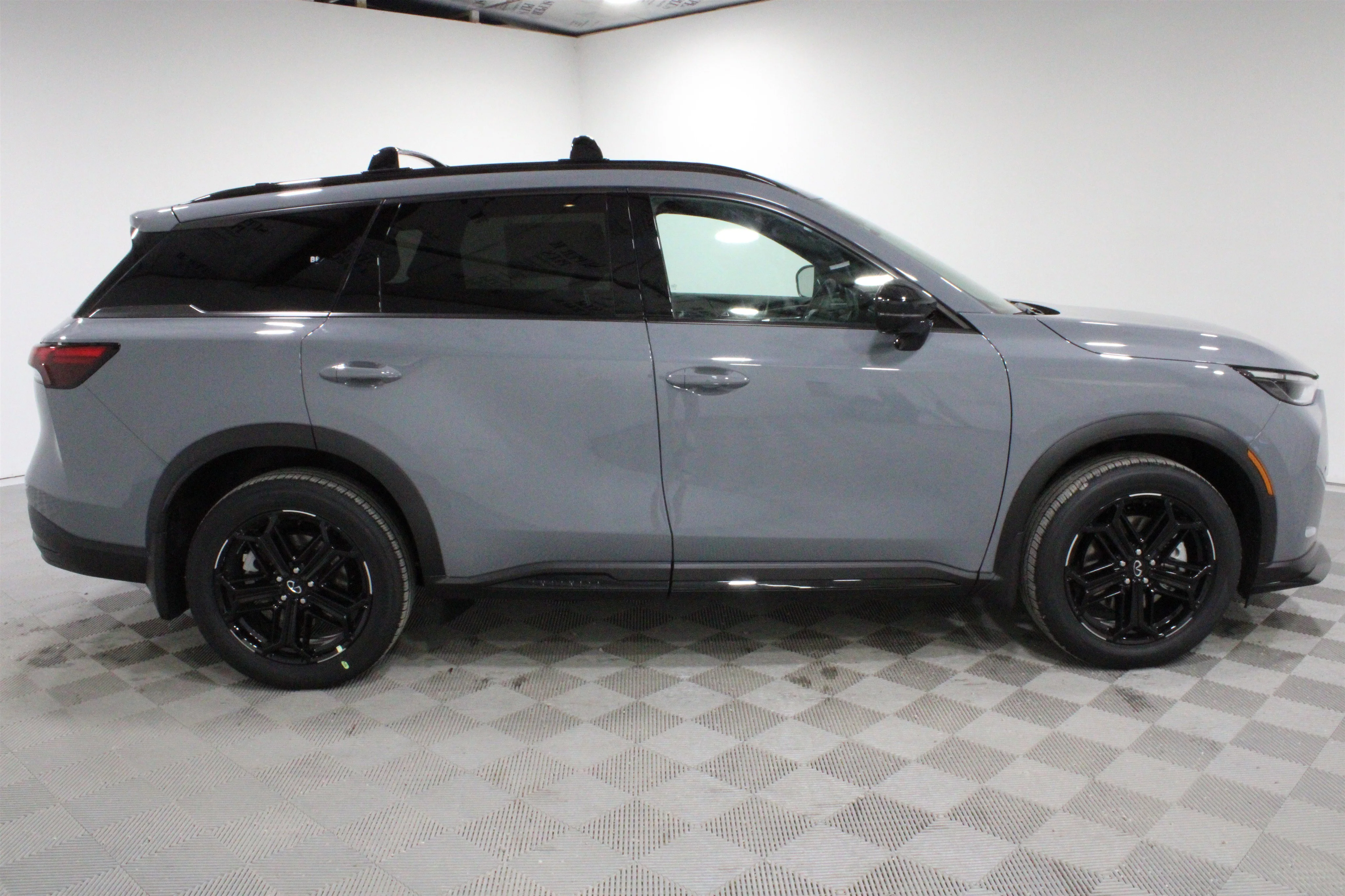 2027 INFINITI QX60 Sport - Photo 30