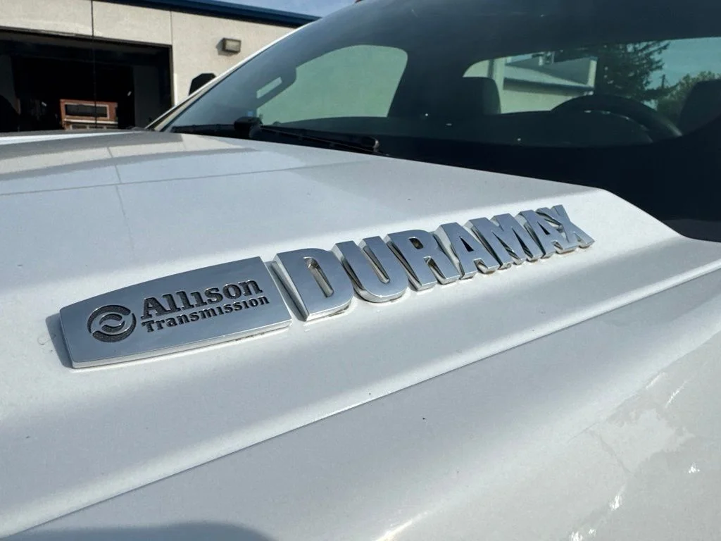 Used 2023 Summit White Chevrolet Work Truck image 9
