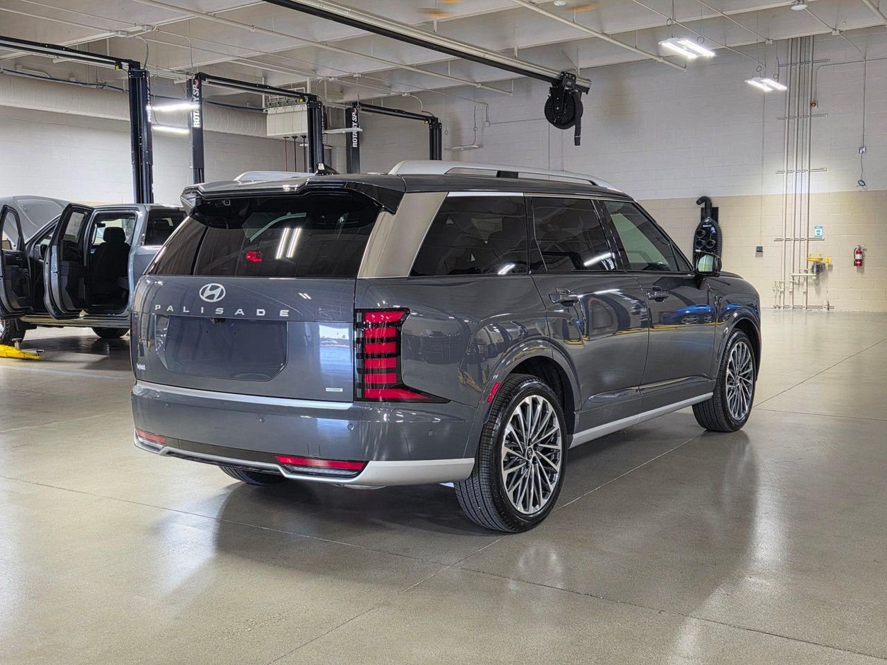 New 2026 Ecotronic Gray Pearl Hyundai Calligraphy image 7