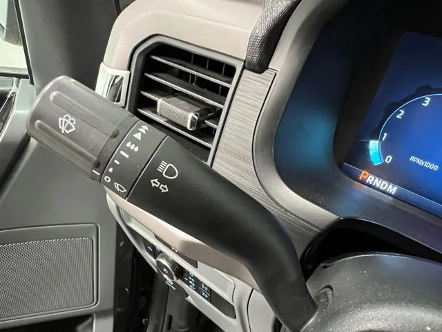 Used 2025 Gray Ford XLT image 28