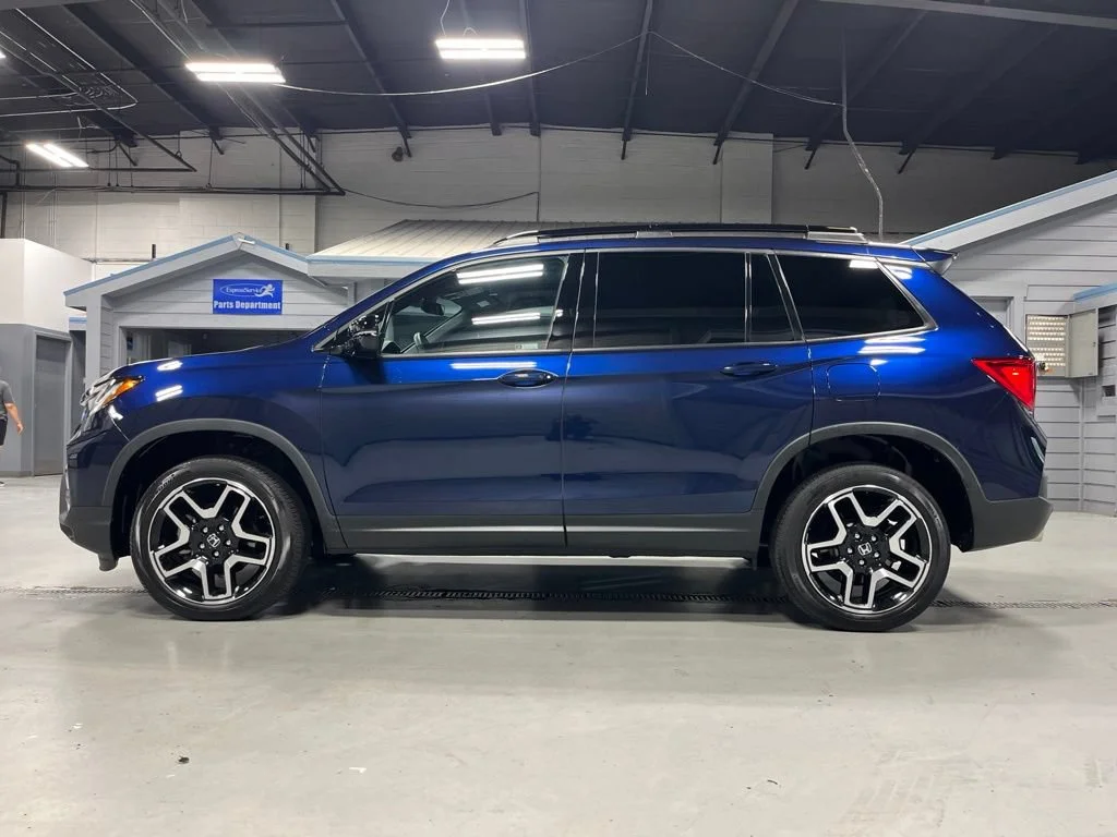 Certified Used 2023 Obsidian Blue Pearl Honda AWD ELITE image 42