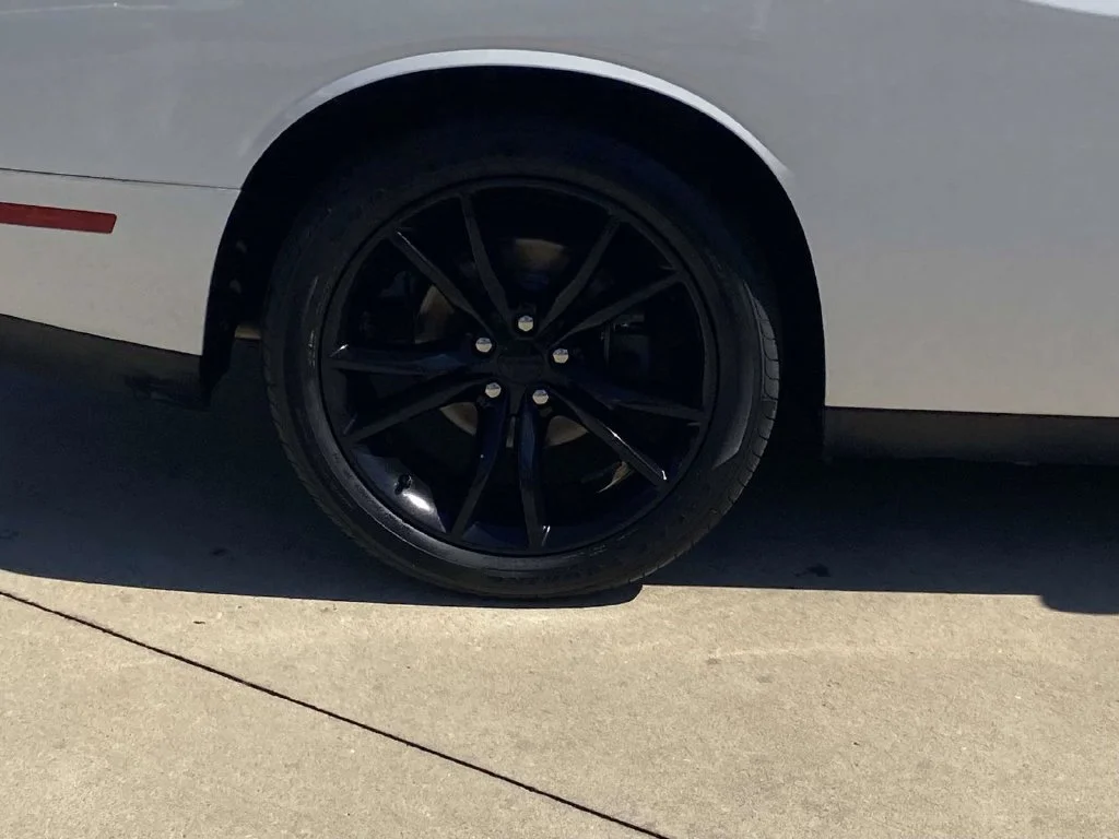 Used 2016 White Dodge R/T image 11