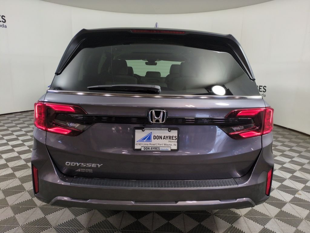 New 2026 Modern Steel Metallic Honda EX-L image 4