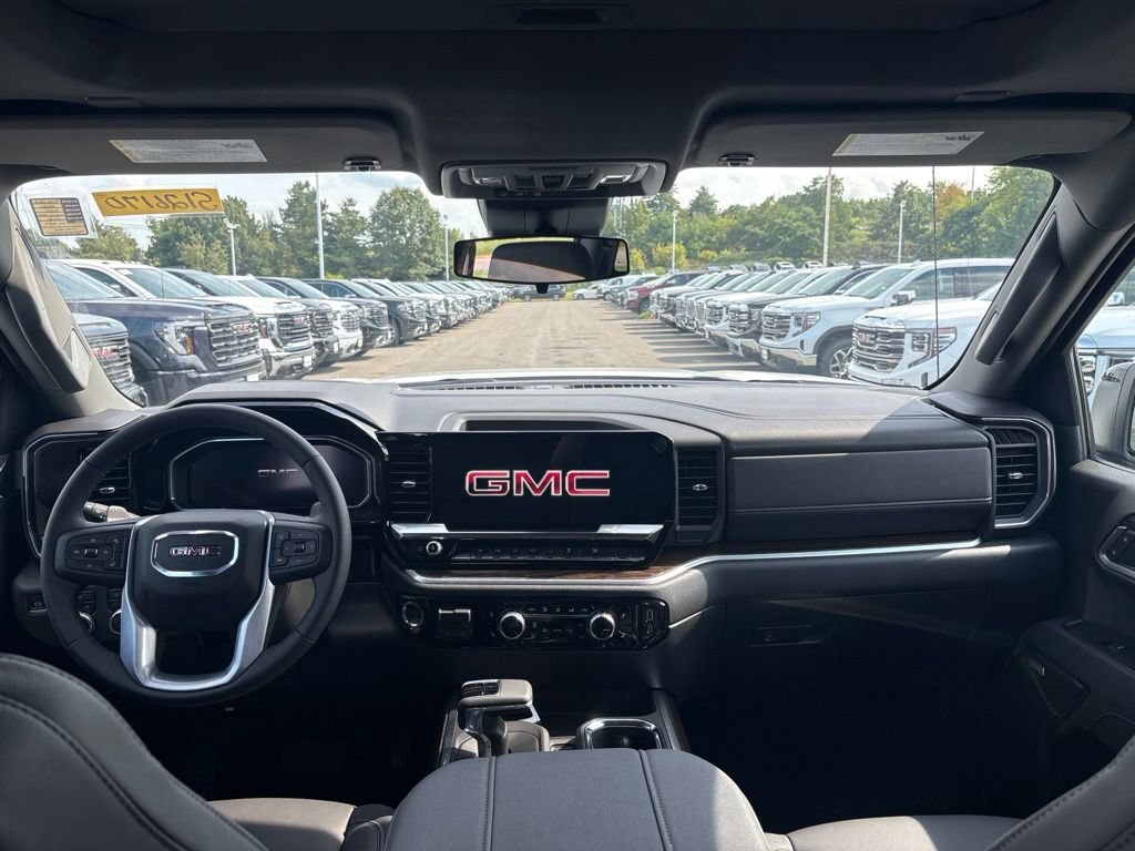 New 2026 Summit White GMC Elevation image 8