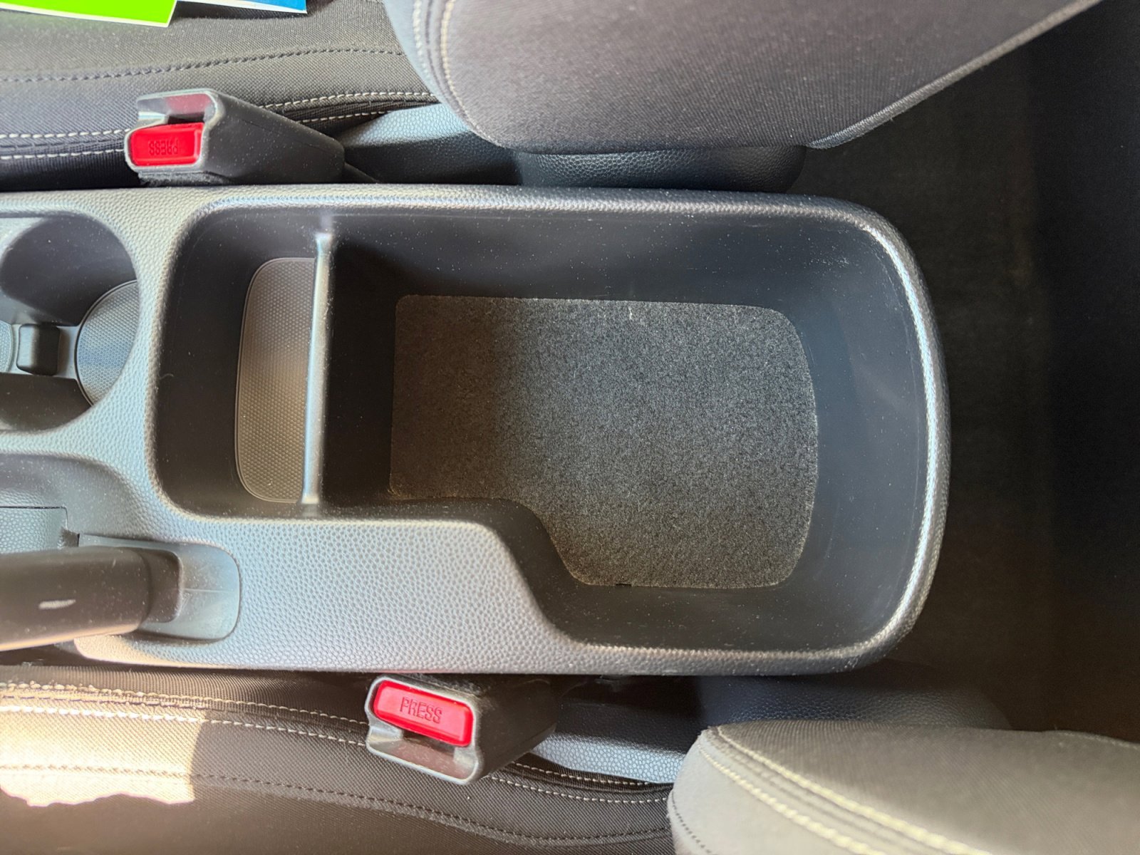 Used 2015 Titanium Gray Kia Base image 18