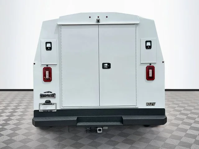 New 2026 Oxford White Ford Base image 5
