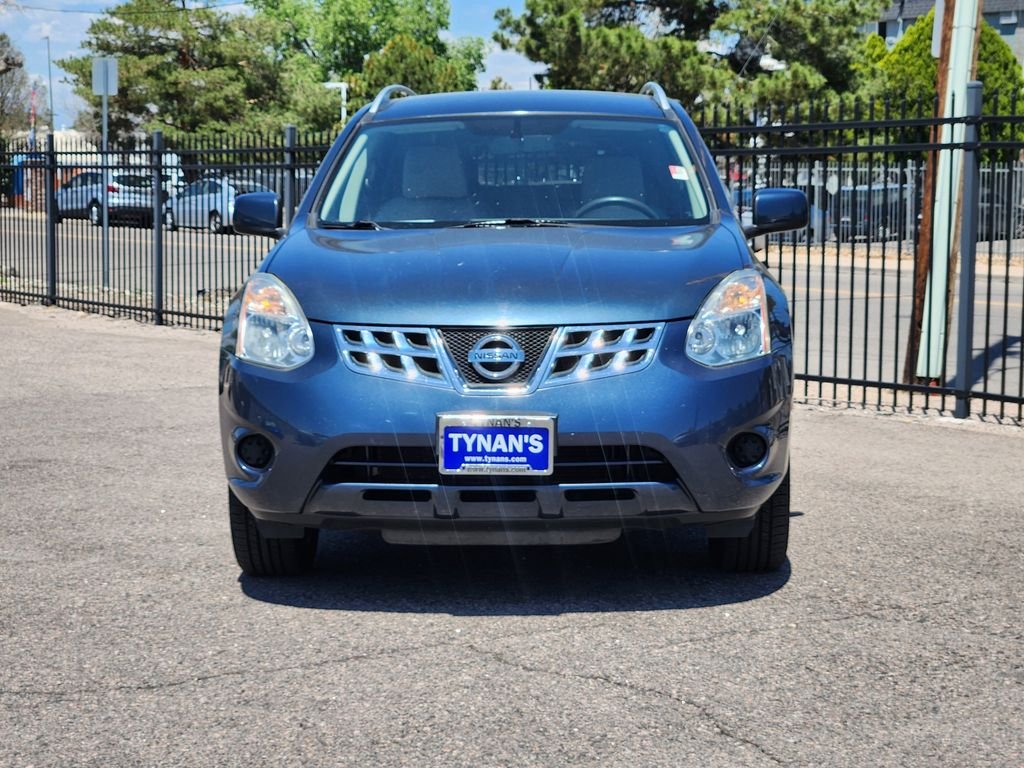 Used 2013 Blue Nissan SV image 2