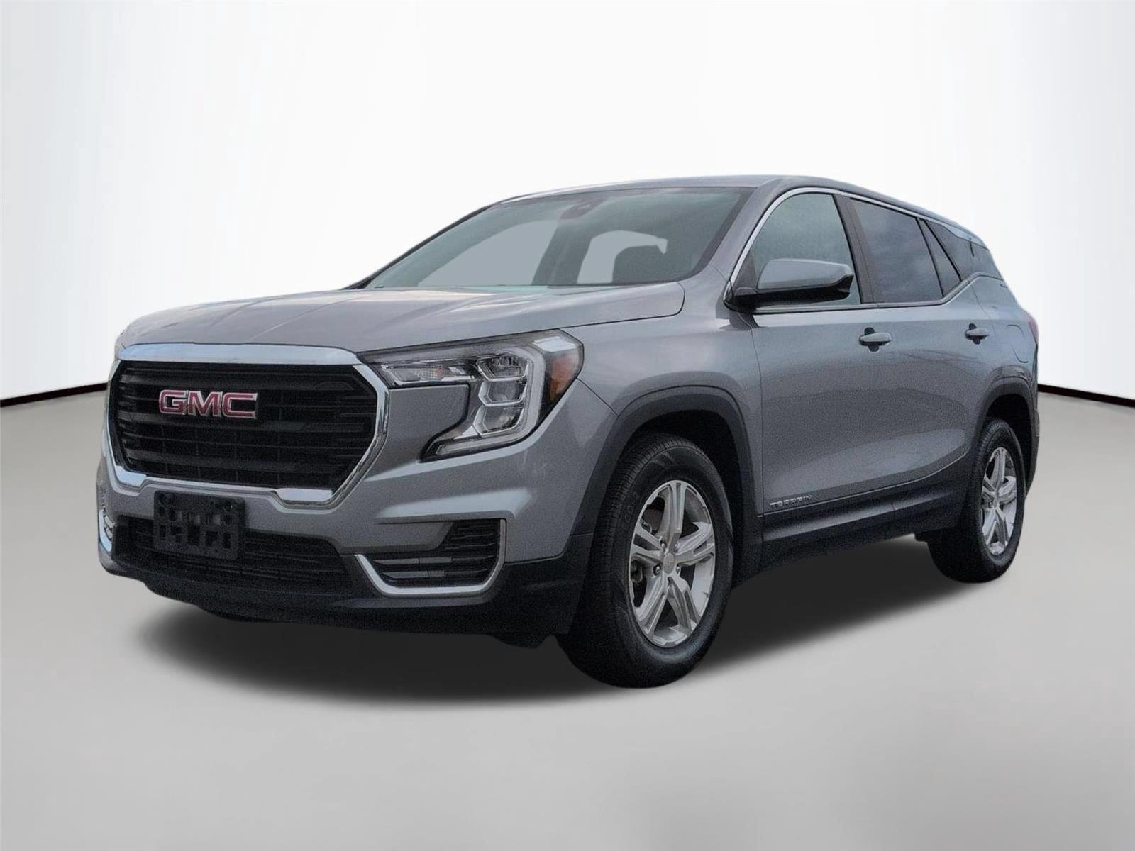 Used 2024 Sterling Metallic GMC SLE image 1
