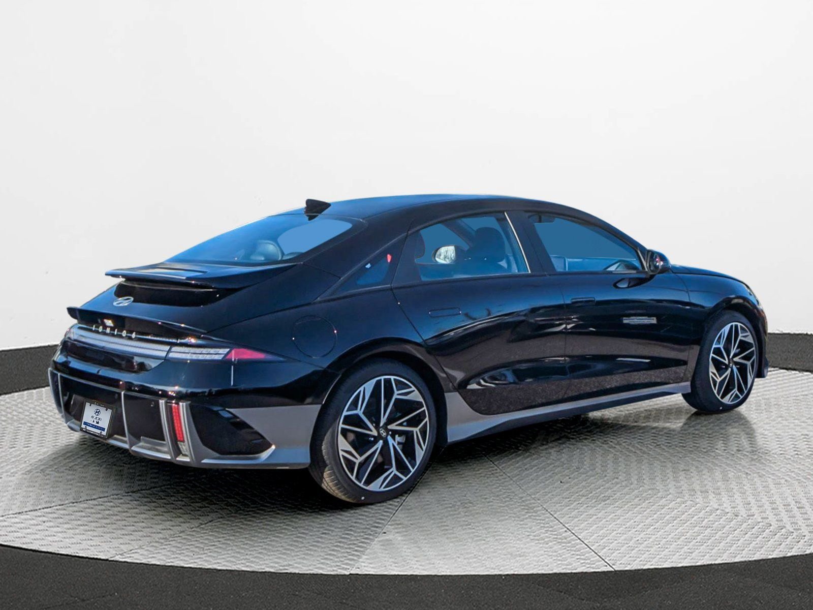 New 2024 Black Hyundai SEL image 7