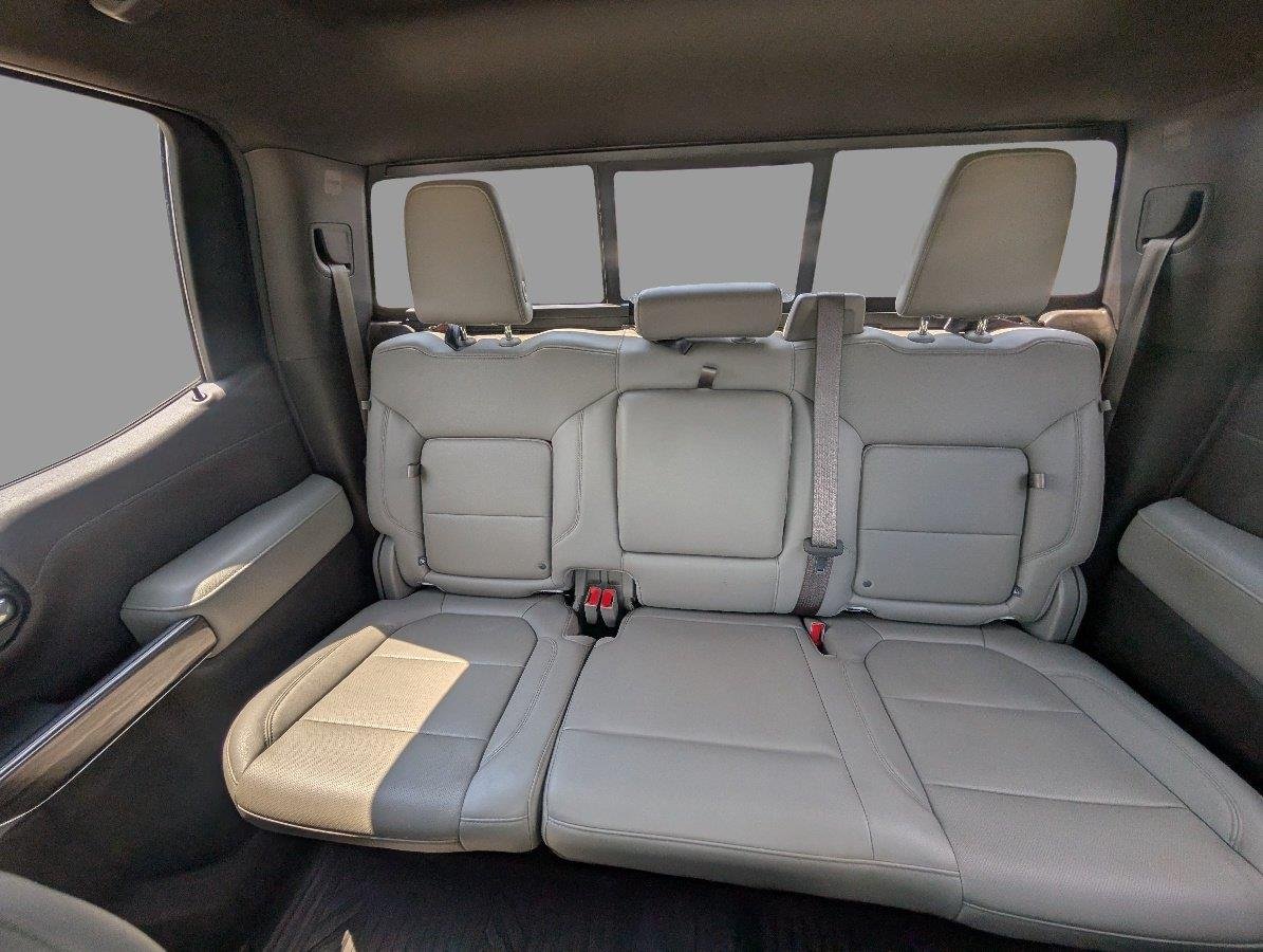 Used 2021 SUMMIT WHITE Chevrolet LTZ image 37