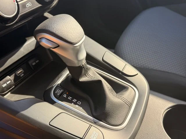 Certified Used 2024 Snow White Pearl Kia LX image 19